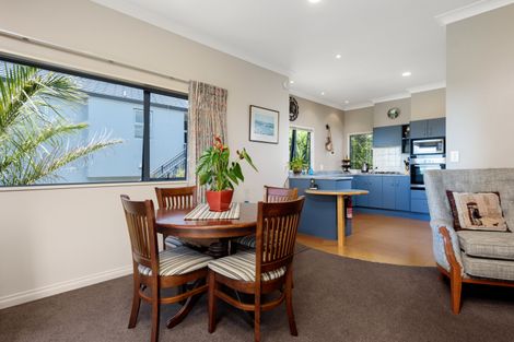 Photo of property in 27 La Cumbre Close, Bethlehem, Tauranga, 3110