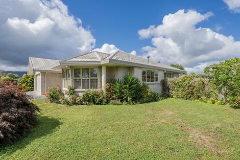 Photo of property in 12 Gimblett Court, Levin, 5510