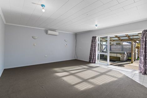 Photo of property in 53 Blake Street, Waitara, 4320
