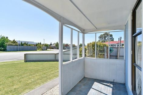 Photo of property in 4 Amberley Beach Road, Amberley, 7410
