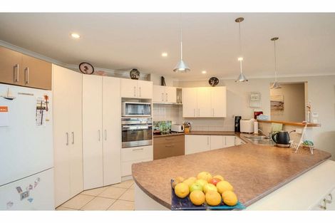 Photo of property in 14b Karaka Drive, Kerikeri, 0230
