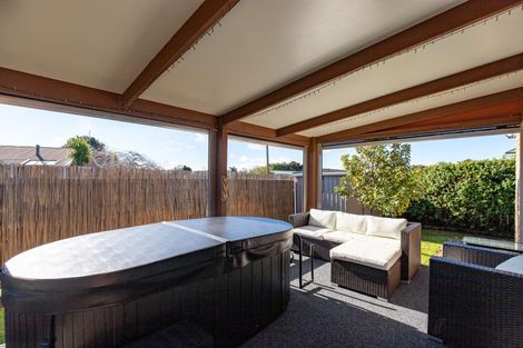 Photo of property in 9a Walton Place, Ngatea, 3503