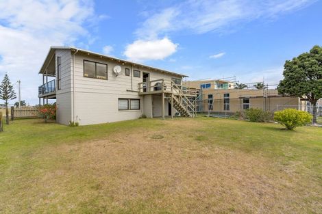 Photo of property in 225 Rangi Avenue, Whangamata, 3620