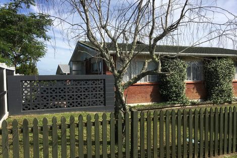 Photo of property in 1/26 Cromdale Avenue, Highland Park, Auckland, 2010