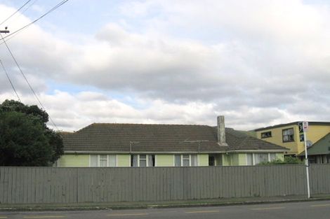 Photo of property in 1060 High Street, Avalon, Lower Hutt, 5011