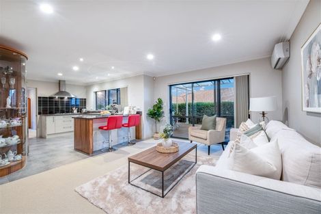 Photo of property in 6 Leafield Crescent, Henderson, Auckland, 0612