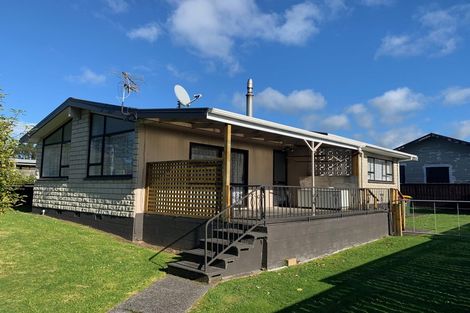 Photo of property in 40 Elliot Street, Inglewood, 4330