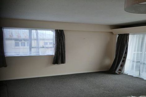 Photo of property in 5 Hawker Street, Mount Victoria, Wellington, 6011