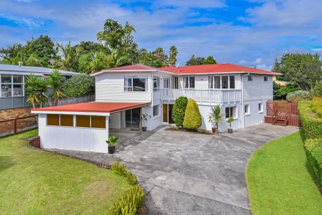 Photo of property in 10 Carole Crescent, Pakuranga, Auckland, 2010