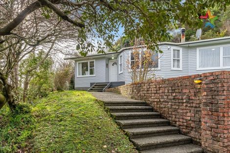 Photo of property in 18 August Avenue, Wainuiomata, Lower Hutt, 5014