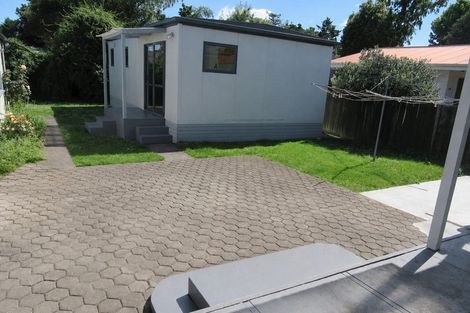 Photo of property in 3 Milnebank Street, Upper Riccarton, Christchurch, 8041