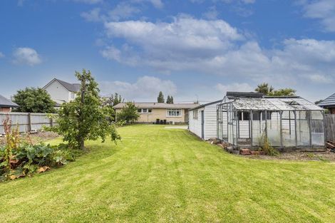 Photo of property in 242 Centaurus Road, Saint Martins, Christchurch, 8022