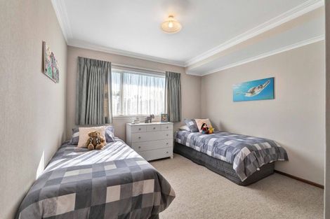 Photo of property in 238 Huatoki Street, Upper Vogeltown, New Plymouth, 4310