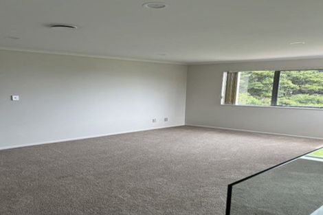 Photo of property in 28 The Enclave, Totara Heights, Auckland, 2105