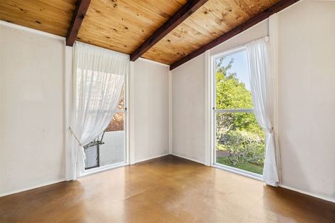 Photo of property in 6 Penton Road, Stanmore Bay, Whangaparaoa, 0932