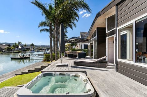 Photo of property in 527 Waterways Parade, Pauanui, Hikuai, 3579