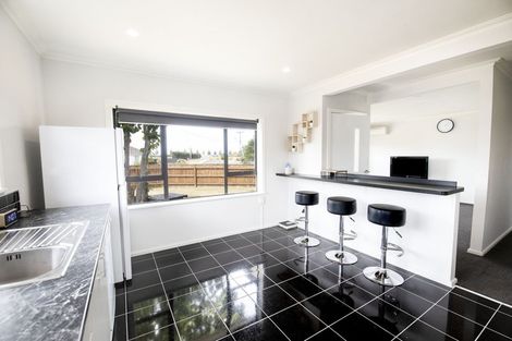 Photo of property in 2 Masefield Avenue, Maraenui, Napier, 4110