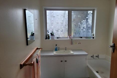 Photo of property in 16 Trelawney Crescent, Westown, New Plymouth, 4310