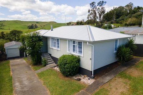 Photo of property in 4 Whiteman Road, Kawakawa, 0210