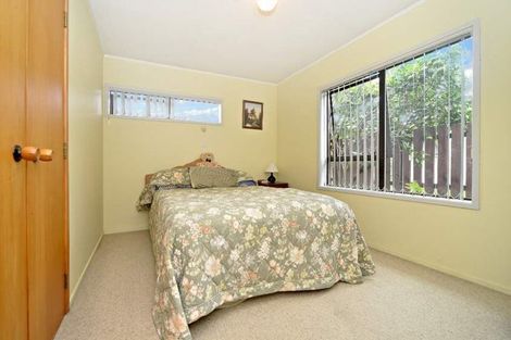 Photo of property in 1/9 Waterview Road West, Takanini, 2112