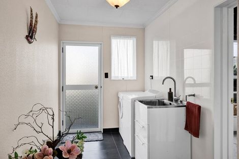 Photo of property in 17 Smeaton Road, Bell Block, New Plymouth, 4312