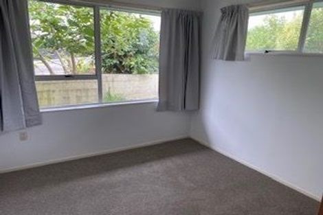 Photo of property in 3 Hori Street, Vogeltown, New Plymouth, 4310
