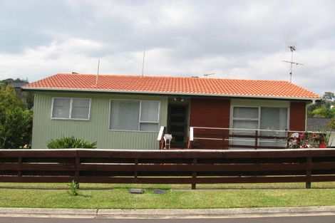 Photo of property in 1/28 Scarlock Avenue, Browns Bay, Auckland, 0630