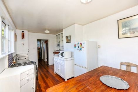 Photo of property in 40 Glenpark Avenue, Frankleigh Park, New Plymouth, 4310