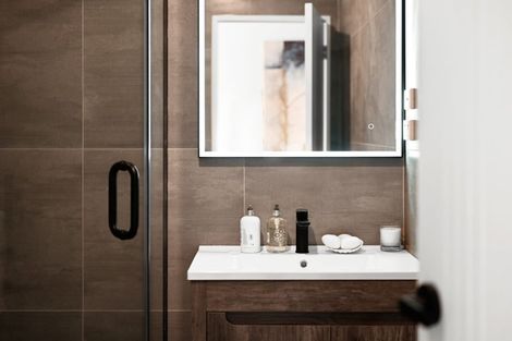 Photo of property in 12c Massine Place, Randwick Park, Auckland, 2105