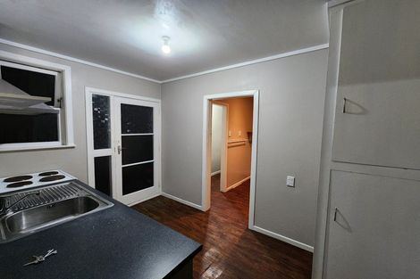 Photo of property in 8 Heretaunga Street, Petone, Lower Hutt, 5012