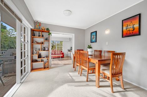 Photo of property in 32 Harford Place, Pakuranga Heights, Auckland, 2010