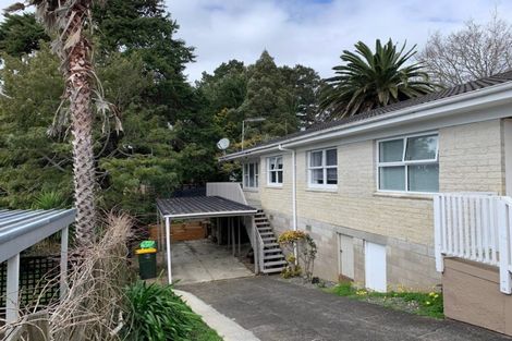 Photo of property in 2/112 Ennis Avenue, Pakuranga Heights, Auckland, 2010