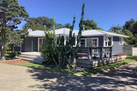 Photo of property in 28a Old Road South, Okato, 4335