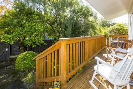 Photo of property in 11 Beryl Grove, Birchville, Upper Hutt, 5018