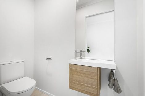 Photo of property in 6 Waka Moana Drive, Hobsonville, 0616