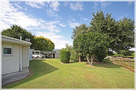 Photo of property in 1071 Queen Street East, Levin, 5510