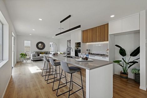 Photo of property in 17b Alexandra Street, Riverhead, 0820