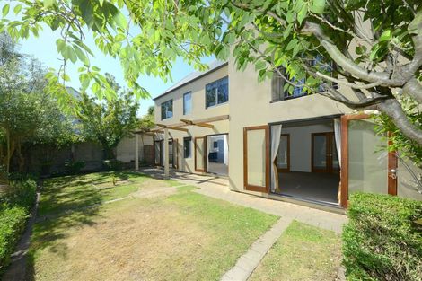 Photo of property in 88a Merivale Lane, Merivale, Christchurch, 8014