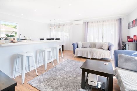 Photo of property in 106 Spinella Drive, Bayview, Auckland, 0629