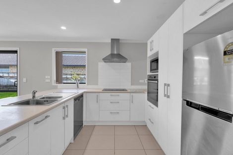 Photo of property in 12 Teafields Court, Huntington, Hamilton, 3210