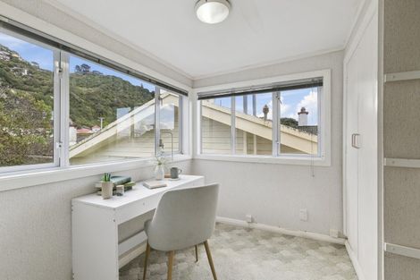 Photo of property in 230 Queens Drive, Lyall Bay, Wellington, 6022