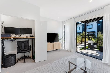 Photo of property in 2c Nerita Place, Long Bay, Auckland, 0630