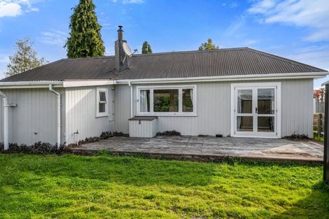 Photo of property in 27 Robinson Avenue, Holdens Bay, Rotorua, 3010