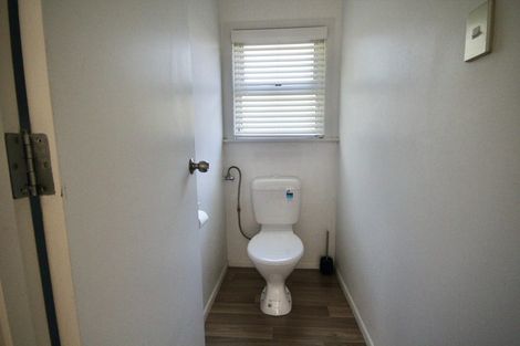 Photo of property in 10 Saffron Street, Birkdale, Auckland, 0626