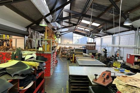 Photo of property in 336 Devon Street West, New Plymouth, 4310