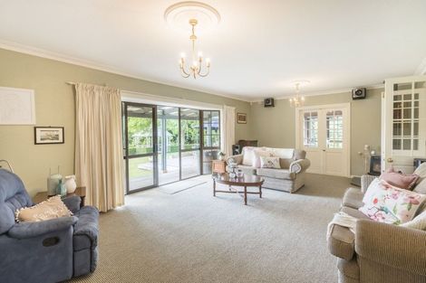 Photo of property in 114 Main Road South, Raumati Beach, Paraparaumu, 5032