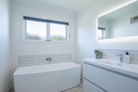 Photo of property in 1 Golf Road, Tahunanui, Nelson, 7011