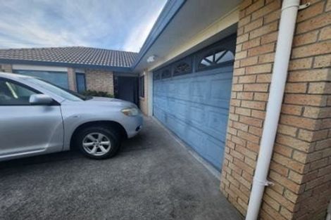 Photo of property in 51 Robin Brooke Drive, Flat Bush, Auckland, 2019
