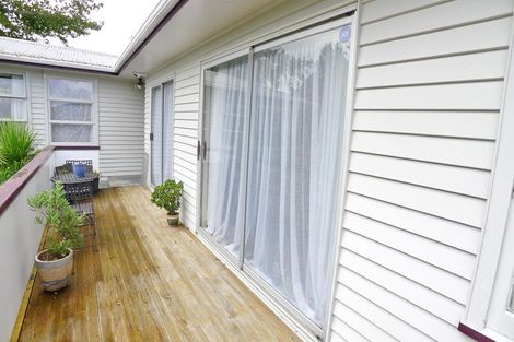 Photo of property in 53 Waitaki Street, Henderson, Auckland, 0612