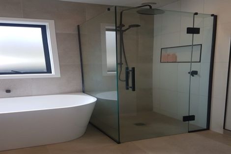 Photo of property in 4 Strata View, Western Heights, Hamilton, 3200